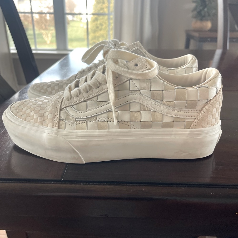 Checkered Vans - Cream
